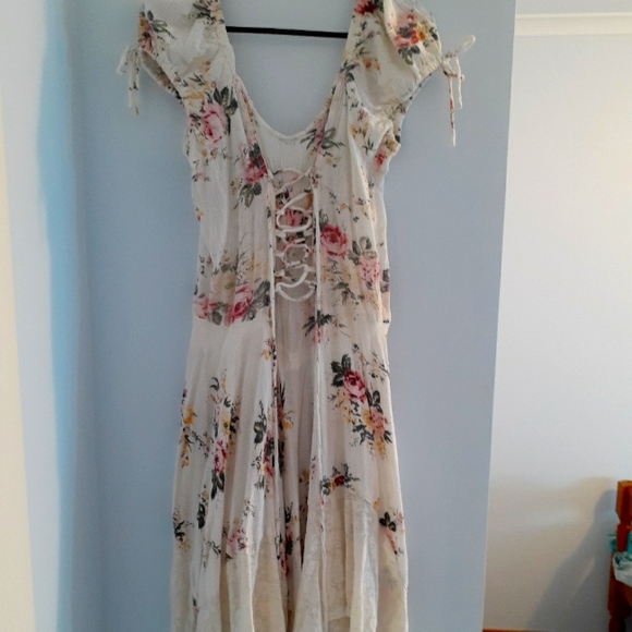 Garden Party Dresses & Skirts - Garden Party Dress